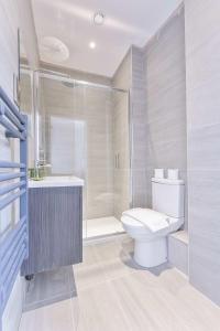Lovely Studio Apartment in Central Sheffield image one