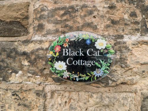Black Cat Cottage image three