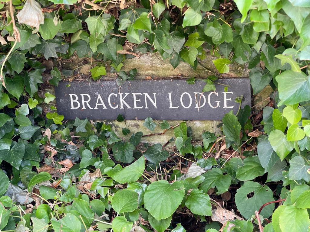 Bracken Lodge image one