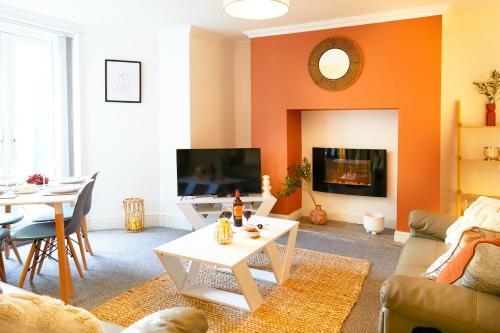 The Courtyard Apartment - Yorkshire Coast Holiday Lets image three