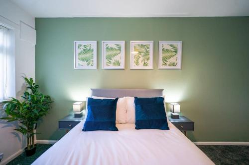 Tranmere House - Free Wifi - Free Parking - Workstays UK image three