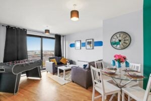 Picture of Stylish Central Sheffield Apartment - Parking