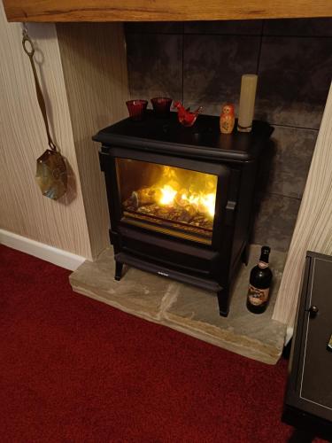 Cosy cottage in the heart of Pateley Bridge. Accommodation image 1 Cosy cottage in the heart of Pateley Bridge. image one