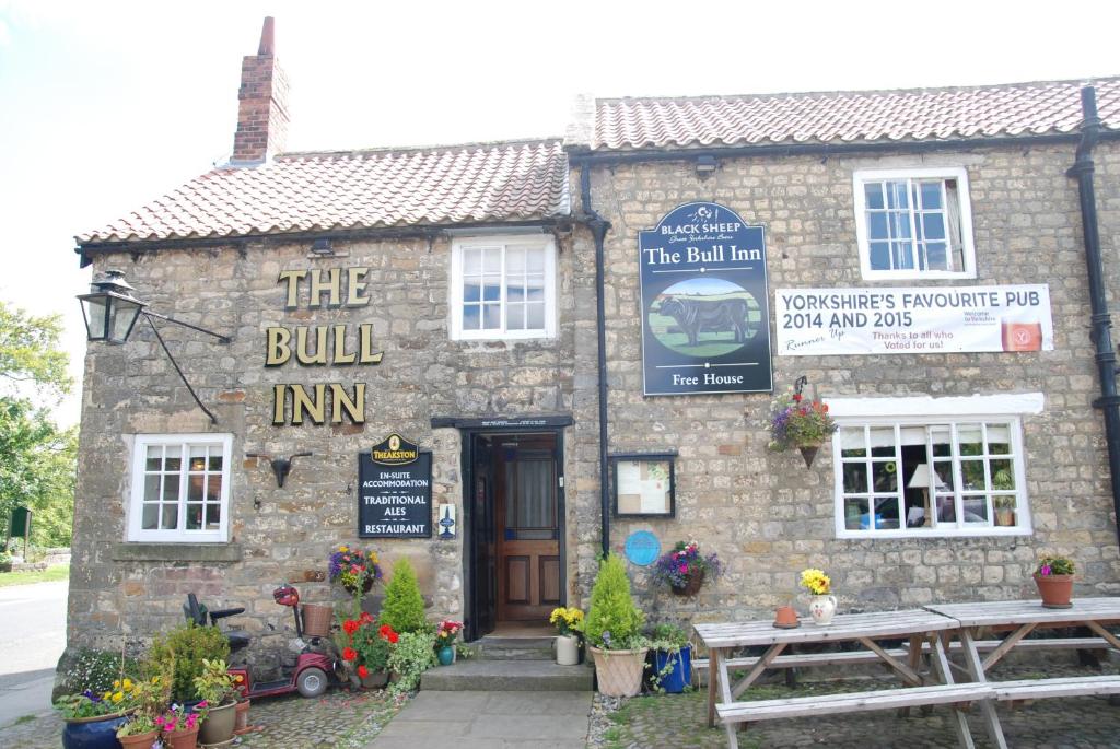 The Bull Inn West Tanfield image one