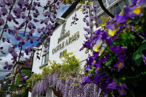 The Castle Arms Inn image three