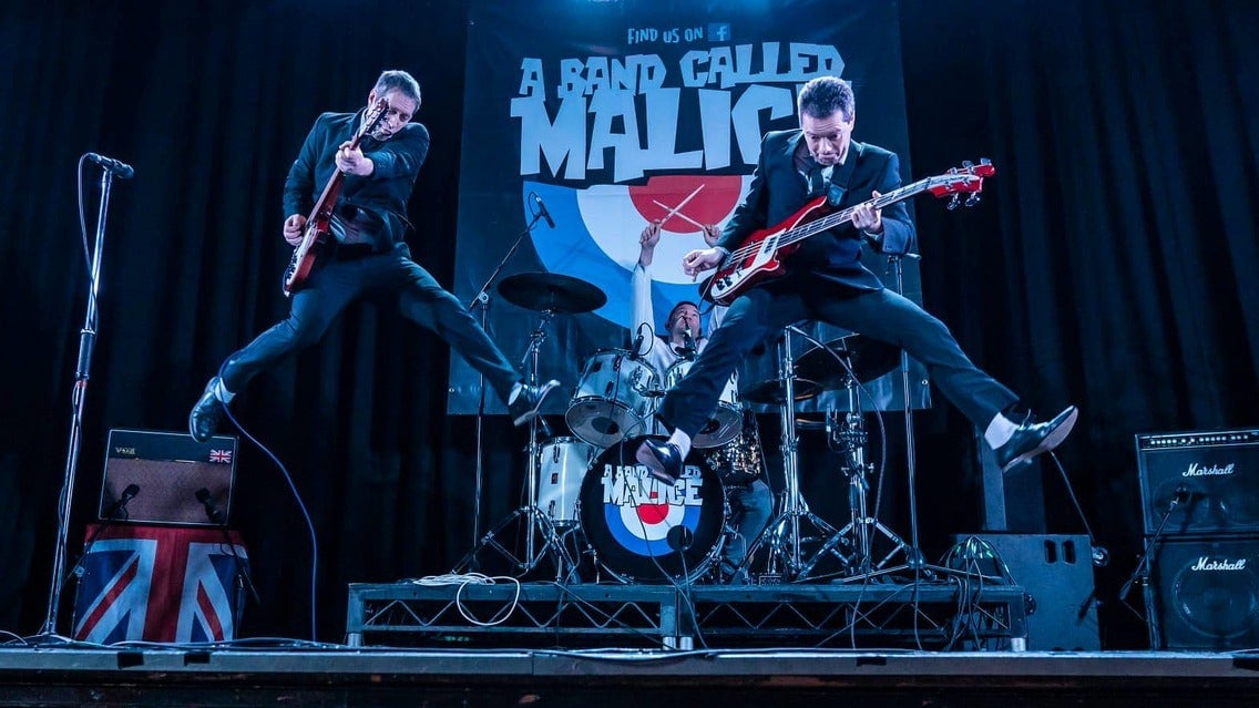 Image name A Band Called Malice at BIRDWELL VENUE Barnsley the 2 image from the post A Band Called Malice - the Definitive Tribute To the Jam at Hull Tower Ballroom, Hull in Yorkshire.com.