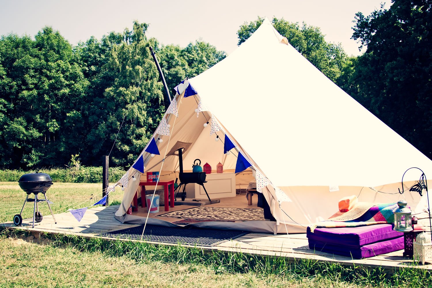 yurt with bunting