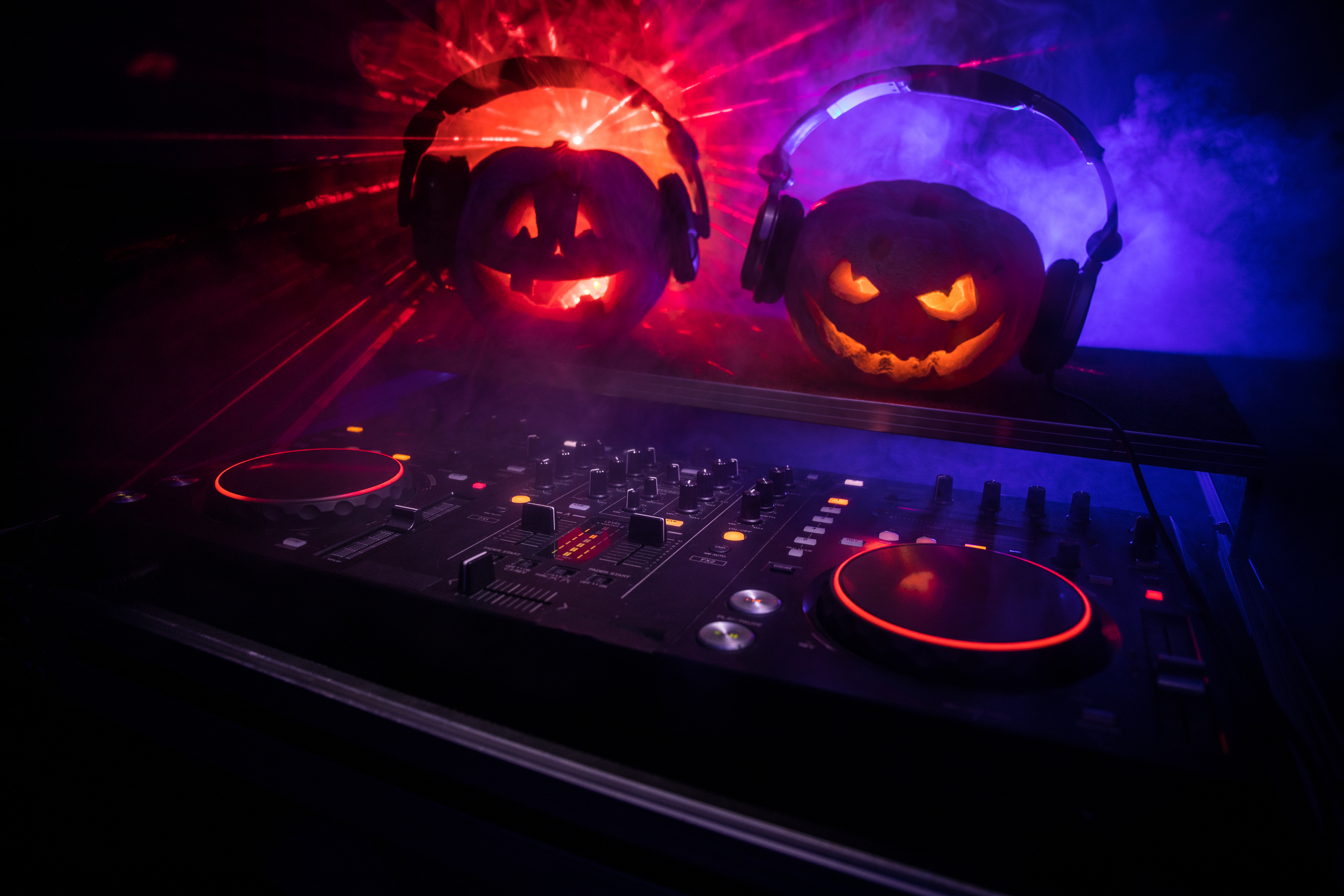 Pumpkin DJ decks