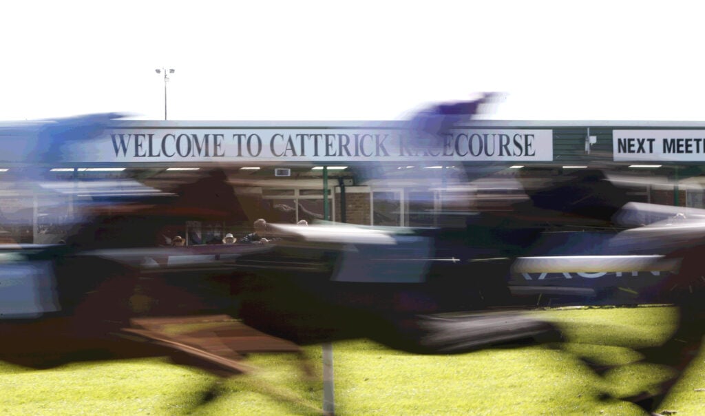 Image name Catterick Italian Riviera 001 D7X1843 the 3 image from the post Catterick Racecourse in Yorkshire.com.