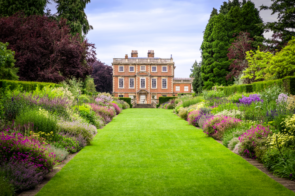 Image name Border image 2 the 1 image from the post Newby Hall & Gardens in Yorkshire.com.