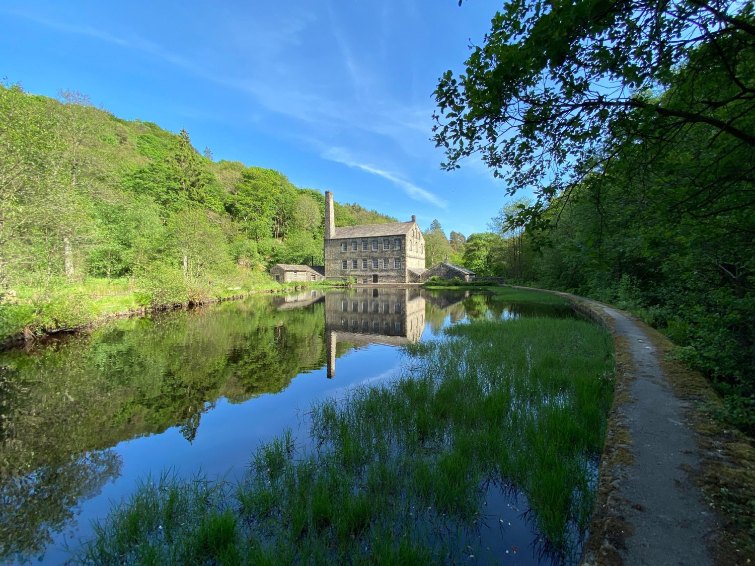 Image name mill and millpond hardcastle crags yorkshire the 5 image from the post Walk: Hardcastle Crags in Yorkshire.com.