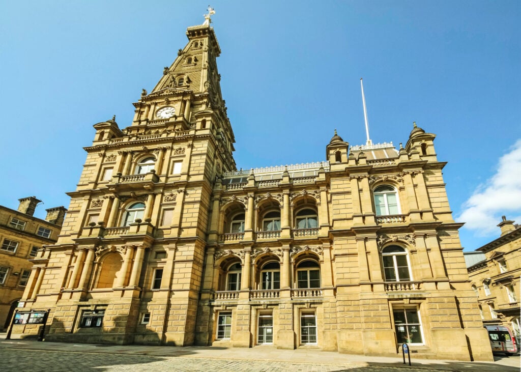Image name halifax town hall yorkshire the 2 image from the post 9 Quirky Facts about Halifax in Yorkshire.com.