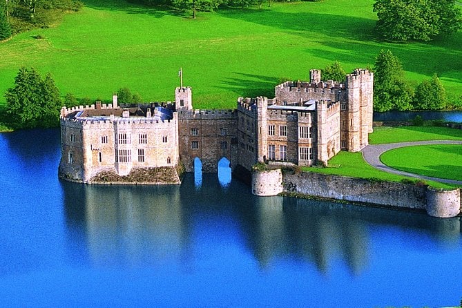 Leeds castle from the air