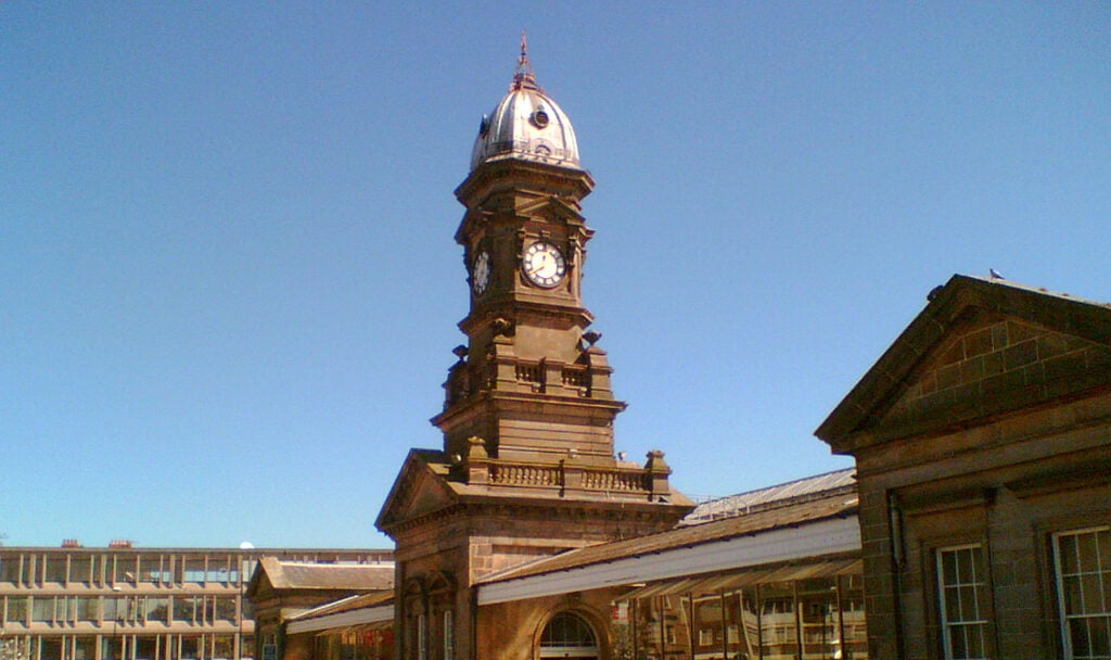 Image name Scarborough Railway Station clocktower yorkshire the 4 image from the post Yorkshire's Most Beautiful Train Stations in Yorkshire.com.