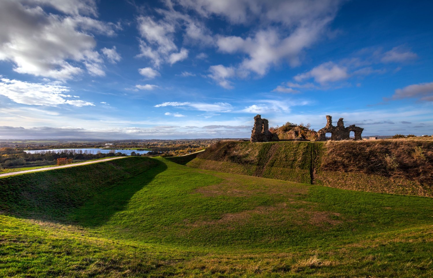 Image name sandal castle wakefield west yorkshire the 16 image from the post The Historic Fortress of Sandal Castle, analysed by Dr Emma Wells in Yorkshire.com.