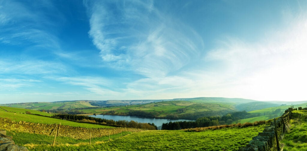 Image name digley holmfirth south yorkshire the 1 image from the post Walk: Digley Reservoir in Yorkshire.com.