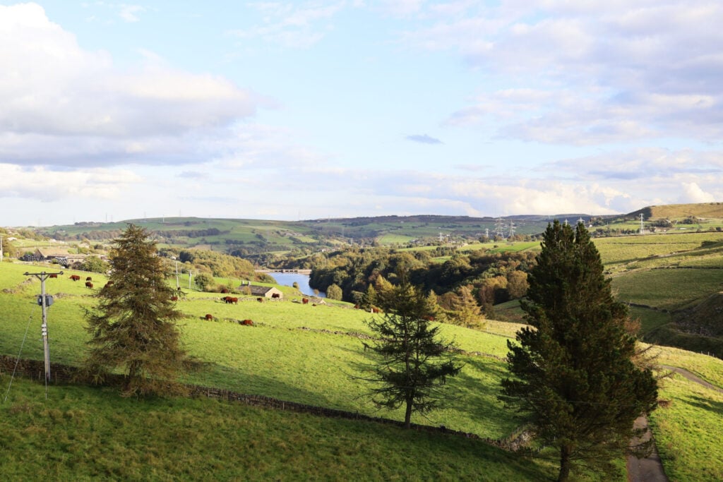 Image name ryburn valley from baitings reservoir dam ripponden west yorkshire the 1 image from the post Walk: Ryburn Reservoir and Baitings Reservoir in Yorkshire.com.