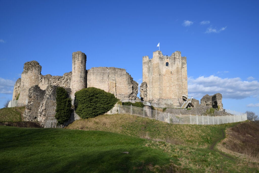 Image name conisbrough castle near doncaster south yorkshire the 1 image from the post Visitor Things To Do In Doncaster in Yorkshire.com.