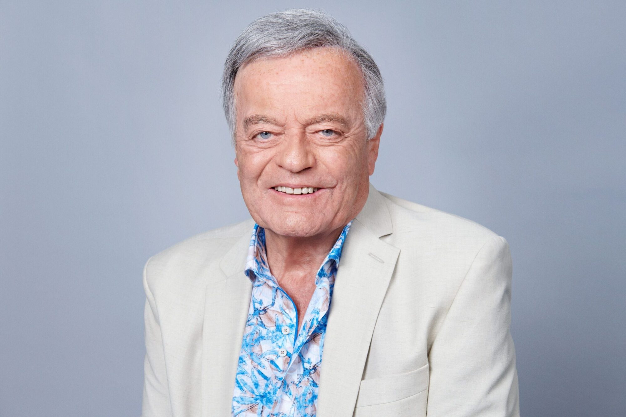 Image name Sounds Of The 60s Live Hosted By Tony Blackburn OBE at Leeds Grand Theatre Leeds scaled the 8 image from the post Sounds Of The 60's Live - Hosted By Tony Blackburn OBE at York Barbican, York in Yorkshire.com.